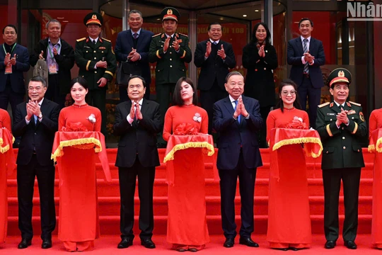 Tổng Bí thư dự khánh thành Viện Bảo vệ, chăm sóc sức khỏe cán bộ Trung ương và Viện Lâm sàng các bệnh truyền nhiễm