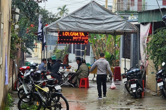 Bà cụ tử vong bất thường sau khi đi lấy thuốc nam về sắc uống