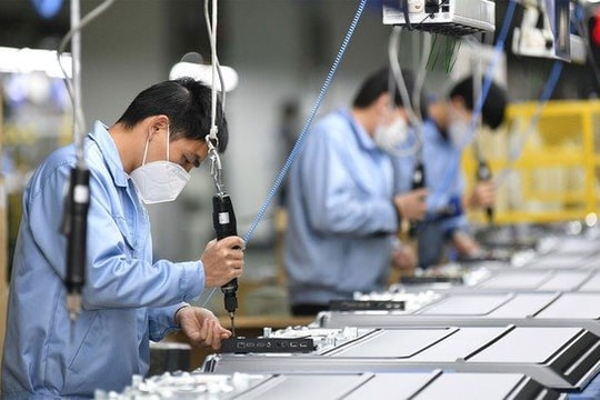 Người lao động có thu nhập thấp sẽ được hỗ trợ đào tạo nghề