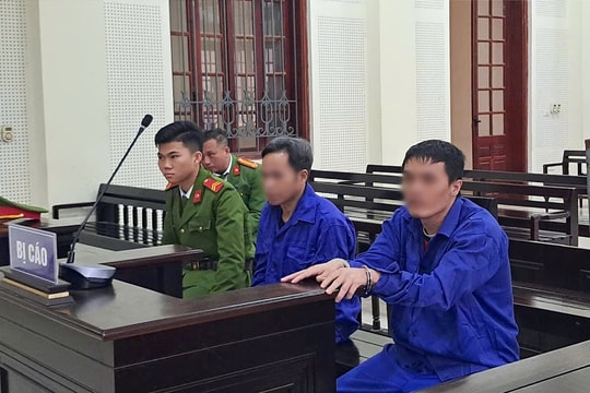 Hai người nước ngoài lĩnh án tử hình vì buôn ma túy