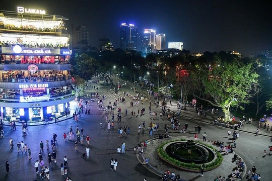 Hà Nội: Cấm xe 16 chỗ vào phố cổ theo giờ