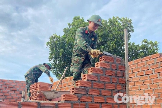 Bộ Quốc phòng giúp Gia Lai xóa nhà tạm, nhà dột nát