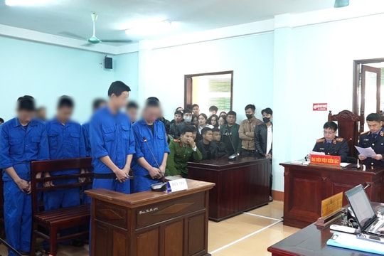 Ba anh em họ lĩnh án vì ma túy