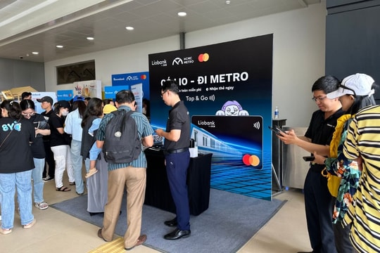 Giới trẻ hứng thú trải nghiệm tài chính tiện lợi cùng Ngân hàng số Liobank