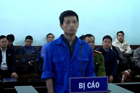 Vô cớ đánh người rồi cướp xe đạp điện bỏ chạy