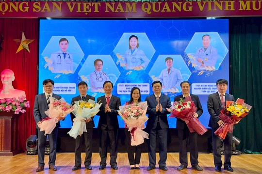 Bệnh viện Đa khoa tỉnh Thanh Hóa: Gặp mặt cán bộ hưu trí nhân ngày Thầy thuốc Việt Nam
