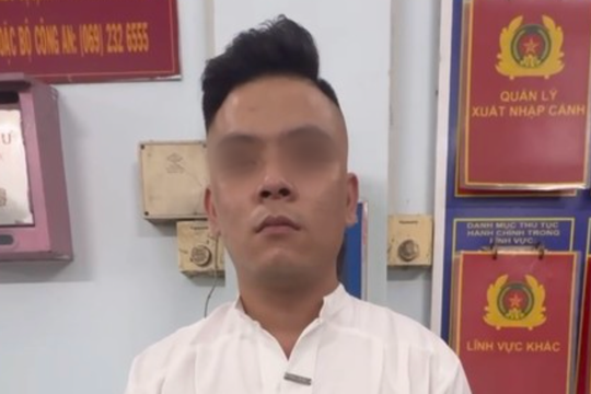 Bắt khẩn cấp đối tượng hành hung bảo vệ ở Phố đi bộ Nguyễn Huệ