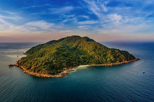 Đà Nẵng - Huế nghiên cứu phối hợp đầu tư phát triển Hòn Sơn Chà