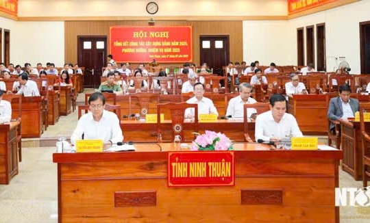 Ninh Thuận: Hội nghị tổng kết công tác xây dựng Đảng năm 2024, triển khai nhiệm vụ năm 2025