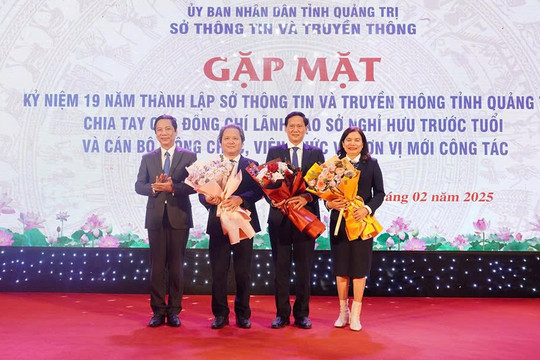 Quảng Trị: Sở TT&TT tổ chức chia tay các đồng chí lãnh đạo sở nghỉ hưu trước tuổi