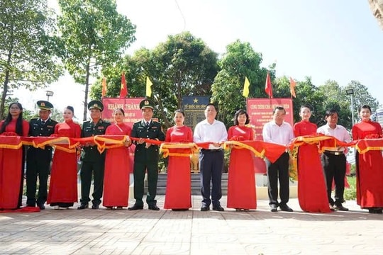 Trưởng Ban Tuyên giáo và Dân vận Trung ương dự Lễ khánh thành Bia tưởng niệm ở Tây Ninh