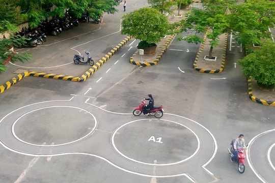 Miễn thi lý thuyết bằng lái xe máy A1, A nếu đã có bằng ôtô