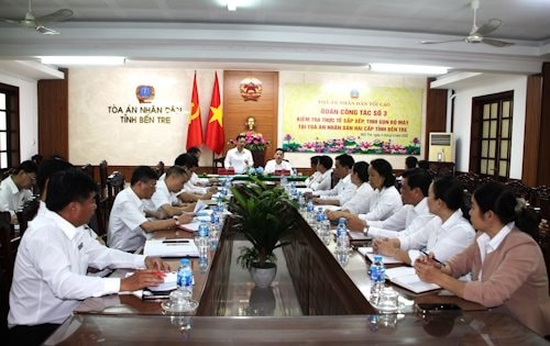 Kiểm tra việc sắp xếp, tinh gọn bộ máy của TAND hai cấp tỉnh Bến Tre