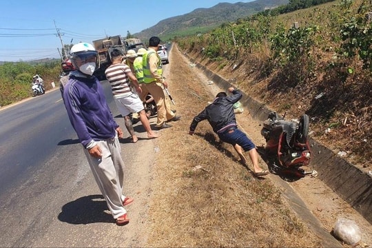 CSGT bắt đối tượng trộm cắp xe mô tô có tiền án, tiền sự