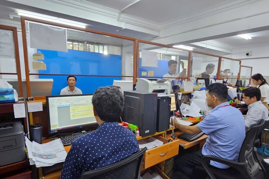 Chỉ đạo mới của Chủ tịch TP.HCM về thủ tục hành chính