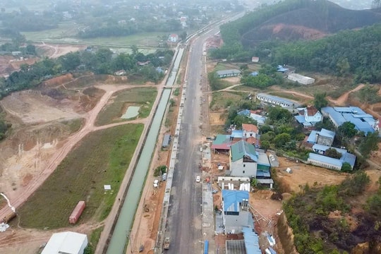 Diện mạo đường hơn 730 tỷ đồng ở huyện nông thôn mới đầu tiên tại Thái Nguyên