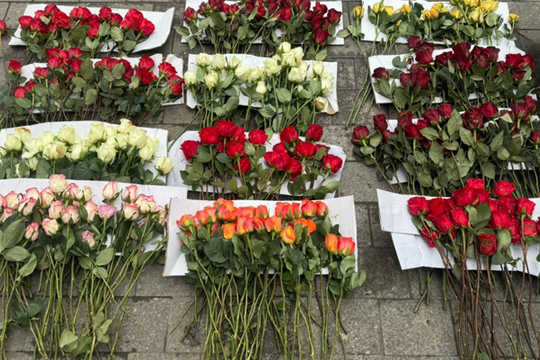 Không khí nhộn nhịp chợ hoa ngày 8/3