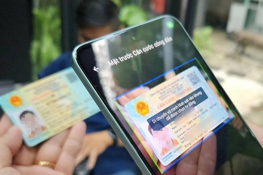 Bộ Công an đề xuất mạng xã hội không được yêu cầu chụp ảnh CCCD