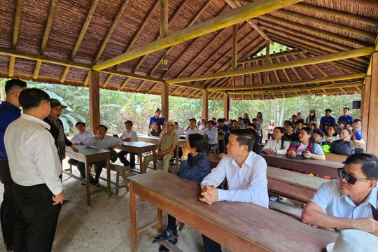 Về nguồn thăm Khu di tích Căn cứ Trung ương Cục miền Nam