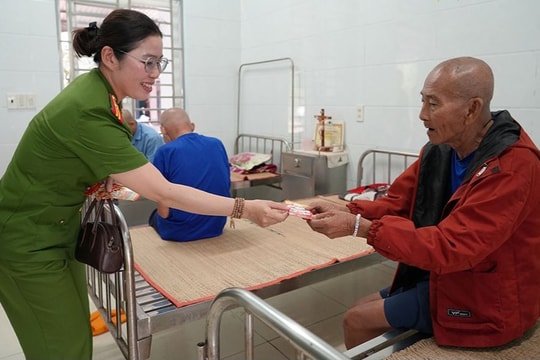 Nữ chiến sĩ Công an giàu nhiệt huyết và bản lĩnh