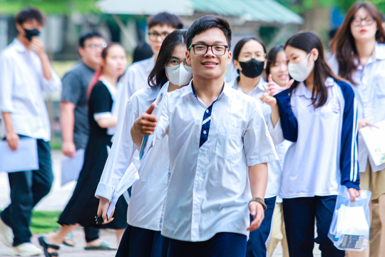 Vì sao bỏ quy định giới hạn số lượng tổ hợp xét tuyển đại học cho từng ngành?