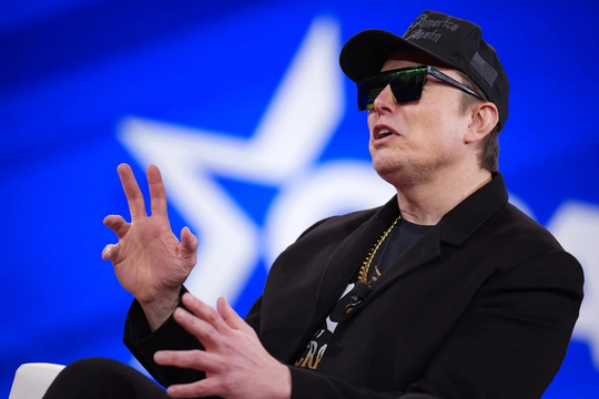 Tỷ phú Musk: Nếu trừng phạt các nhà tài phiệt Ukraine, xung đột sẽ chấm dứt