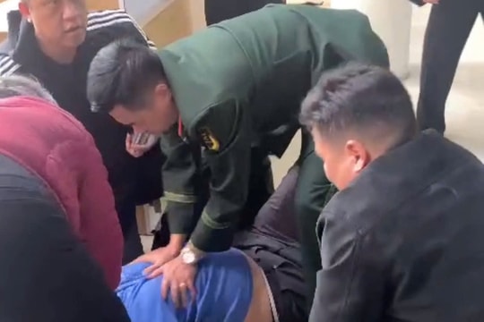 Cứu thành công hành khách bị co giật, tim ngừng đập