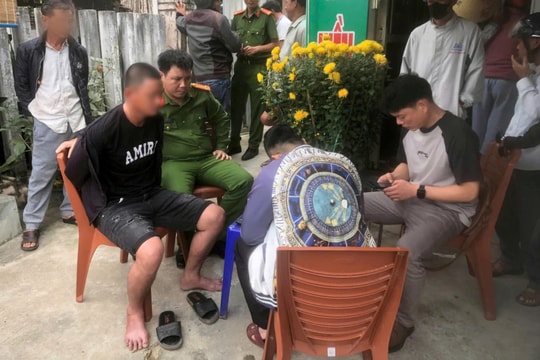 Đột nhập nhà dân trộm cắp tài sản