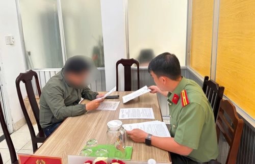 Xử phạt 10 triệu đồng vì không thông báo sử dụng tên miền quốc tế