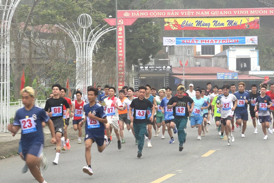 Sôi nổi ngày chạy Olympic vì sức khỏe toàn dân
