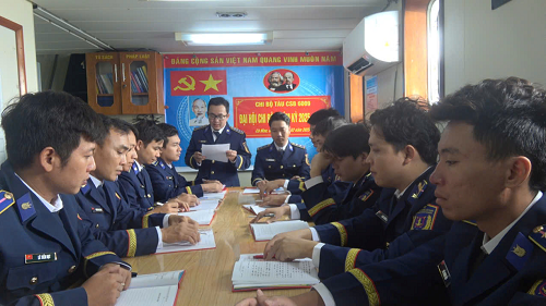 Đại hội chi bộ nơi đầu sóng ngọn gió