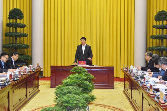 Chủ tịch nước Lương Cường làm việc với Bộ Ngoại giao