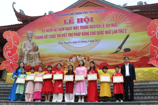 Dâng hương tưởng niệm Trạng nguyên Lê Ích Mộc