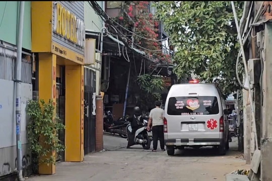 Nam thanh niên tử vong trong tư thế treo cổ ở phòng trọ