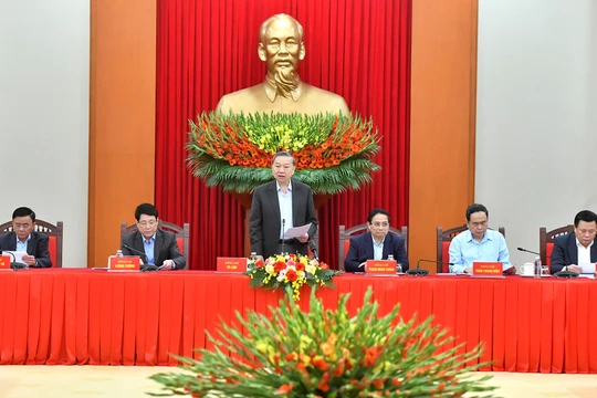 Tổng Bí thư Tô Lâm chủ trì phiên họp của Tiểu ban Văn kiện Đại hội XIV của Đảng