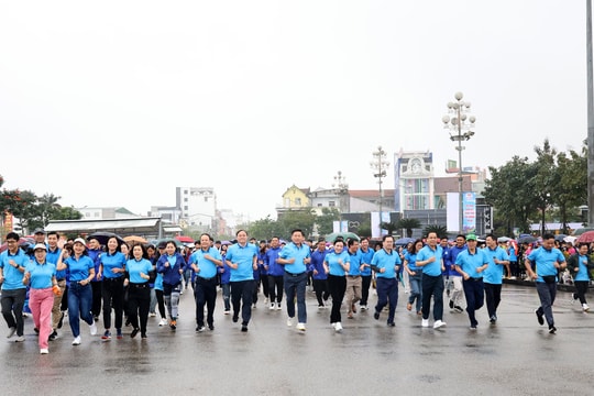 Nghệ An: Gần 3.000 người tham gia “Ngày chạy Olympic vì sức khỏe toàn dân”