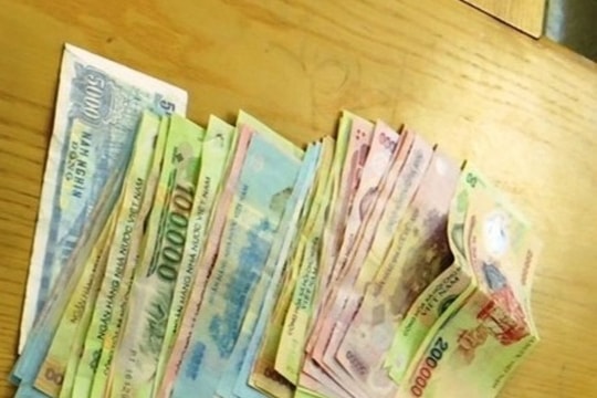 Tổ chức đánh bạc sau khi ăn uống tại nhà riêng