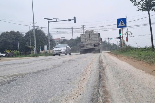 Đường 35m xuống cấp nghiêm trọng – tiềm ẩn nhiều nguy cơ TNGT