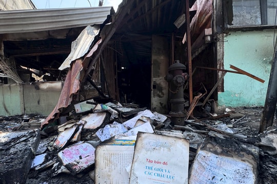 Chợ Thanh Đa tan hoang, tiểu thương khóc ròng sau vụ cháy