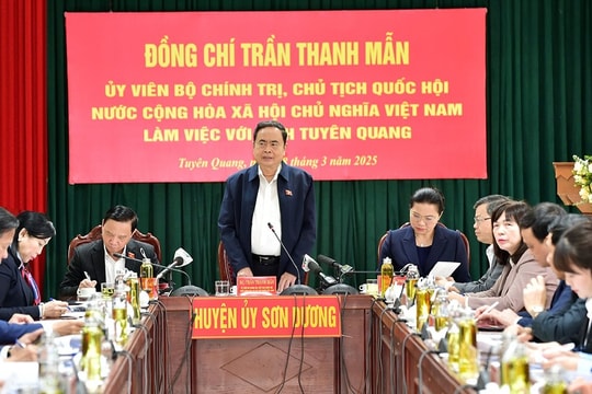 Chủ tịch Quốc hội Trần Thanh Mẫn làm việc với Ban Thường vụ Tỉnh ủy Tuyên Quang