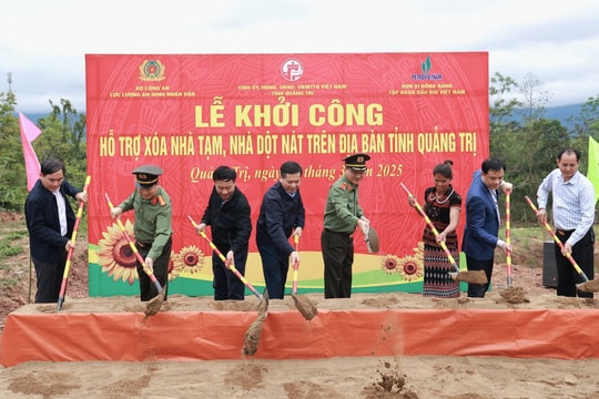 Bộ Công an hỗ trợ xây dựng thêm 1.143 căn nhà cho người nghèo tại Quảng Trị