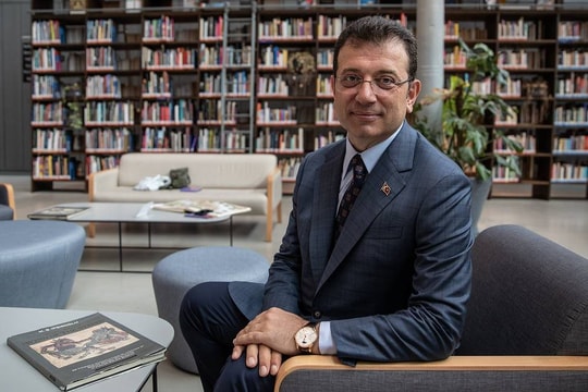 Thị trưởng Istanbul bị bắt trong cuộc điều tra chống tham nhũng