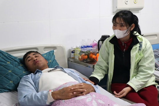 Hành trình sinh tử của ngư dân sau 30 giờ trôi dạt trên biển