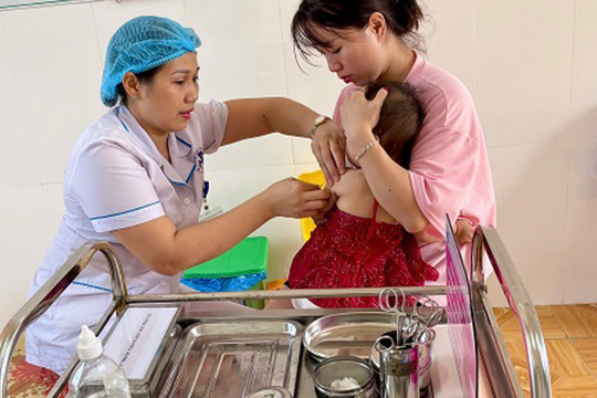 Kết thúc việc tiêm chủng vaccine sởi chậm nhất ngày 31/3