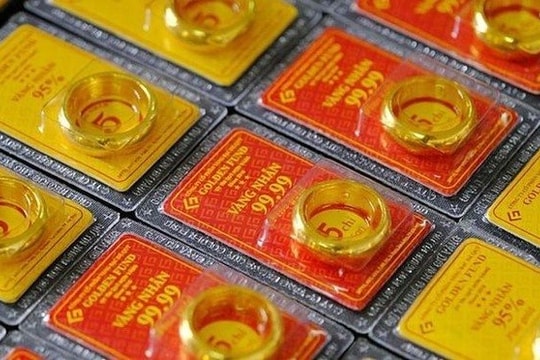 Giá vàng hôm nay 21/3: Trụ vững ở đỉnh