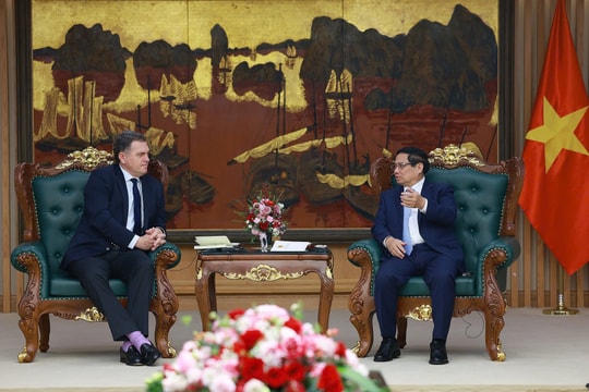 Pháp sẵn sàng cùng Việt Nam phát triển hạ tầng giao thông chiến lược