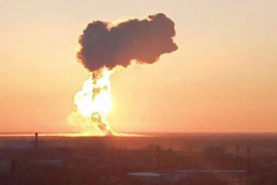 Ukraine tập kích sân bay chiến lược của Nga gây ra vụ nổ lớn