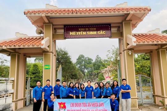TAND TP. Thuận An: Sôi nổi về nguồn, thiện nguyện giúp dân