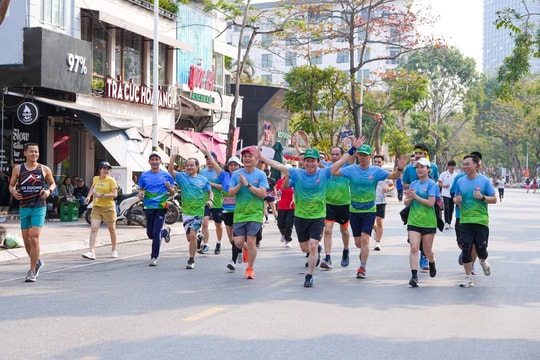 Hơn 3.000 người tham gia Ngày chạy vì Hải Phòng xanh, văn minh