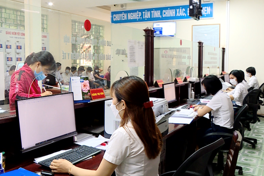 Không thu phí khi thay đổi giấy tờ do sắp xếp đơn vị hành chính